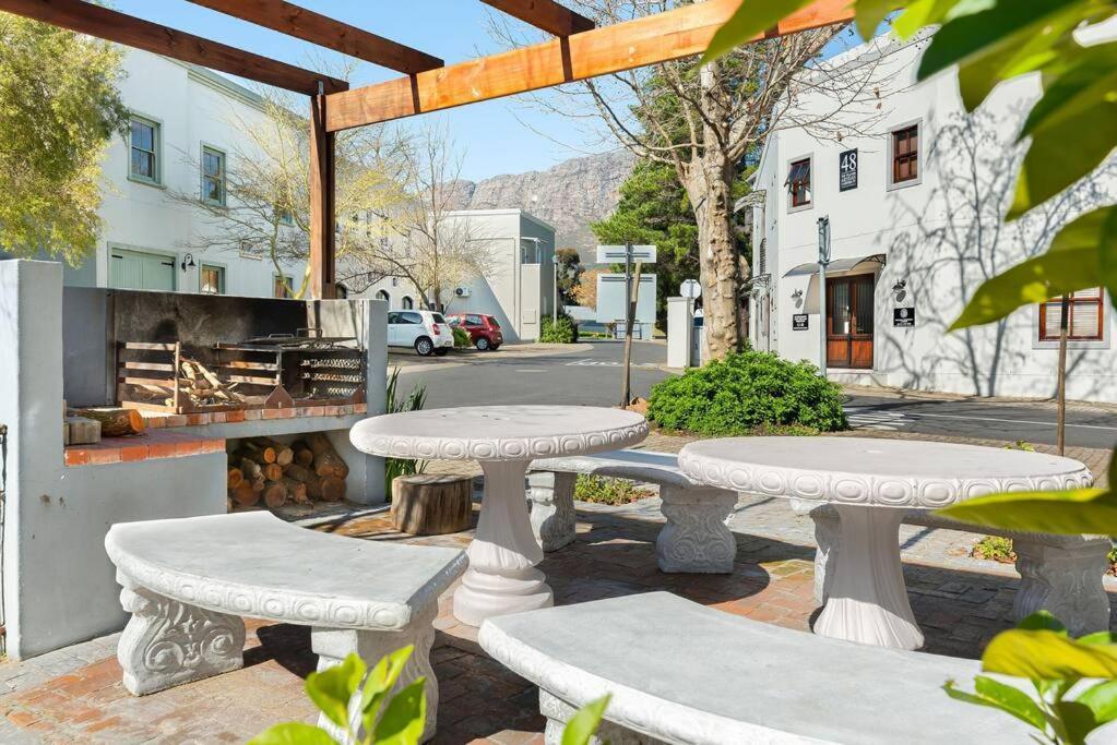 The Tram Stop Franschhoek Exterior photo